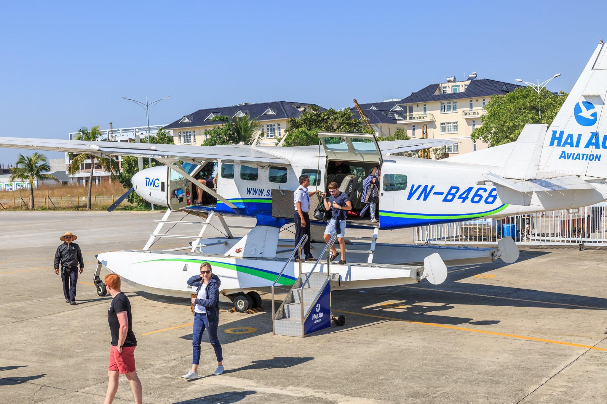 Dragon Pearl Cruise & Seaplane Tour in Halong Bay 3 Days